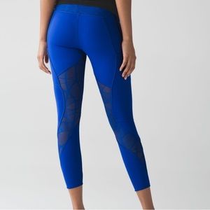 Lululemon Goal Crusher 7/8 Tight
Harbor Blue Size 6